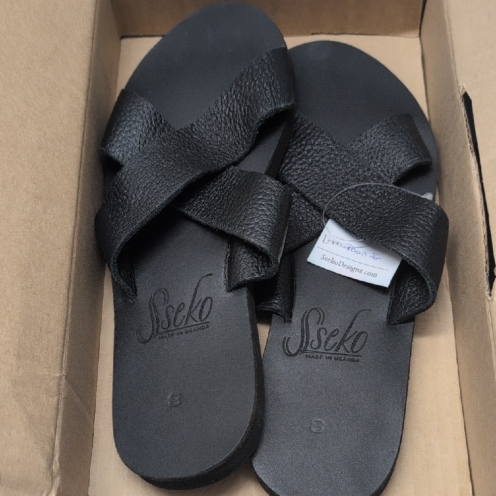 Sseko Designs Black Crossover Leather Slide Sandals Size 8 New In Box